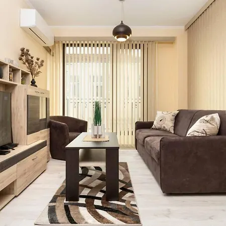 Cozy New 'casa ' ✵ Center ✵ * Φιλιππούπολη